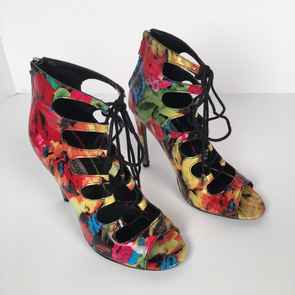 Steve Madden's Women's Floral Multi Color Lace-Up